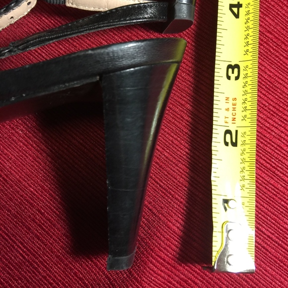 Stuart Weitzman Black Leather Woven Heels - Picture 3 of 6